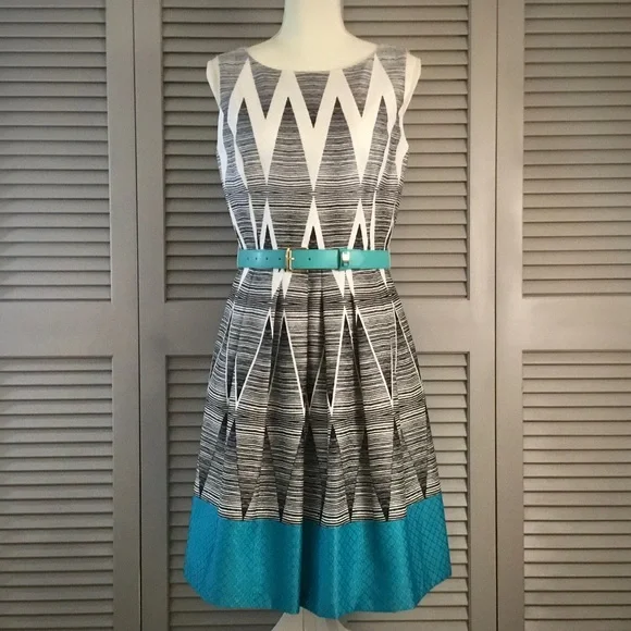 Tahari Arthur S Levine Sleeveless Dress Size 6 - Picture 2 of 7